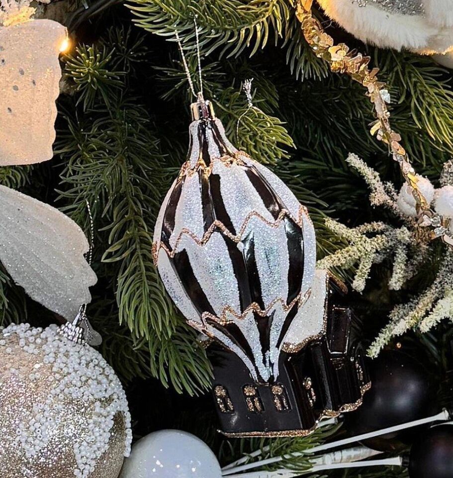 Yılbaşı Süsü 3'lü Konik Siyah Beyaz Top 12 cm