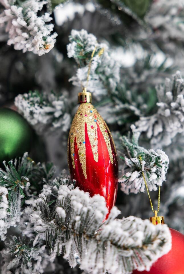 Yılbaşı Süsü 4'lü Konik Kırmızı 12 cm