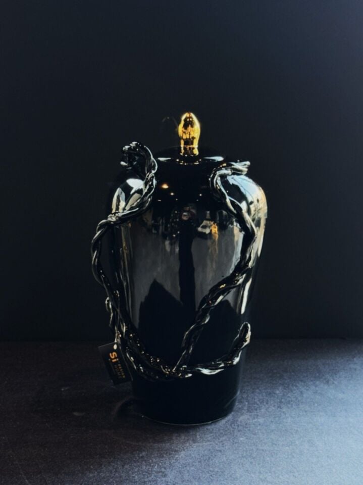 Siyah Halat Kab Kapaklı Porselen Vazo Siyah Halat Kab Kapaklı Porselen Vazo