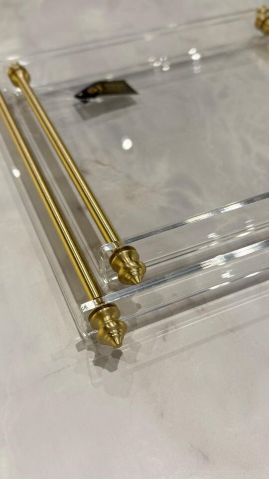 Pirinç Kulplu Pleksi Detay Tepsi Sivri Kulp Gold - 35x26cm