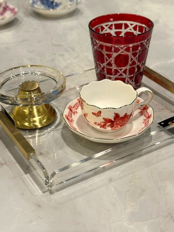 Pirinç Kulplu Pleksi Detay Tepsi U Kulp Gold - 23x18cm