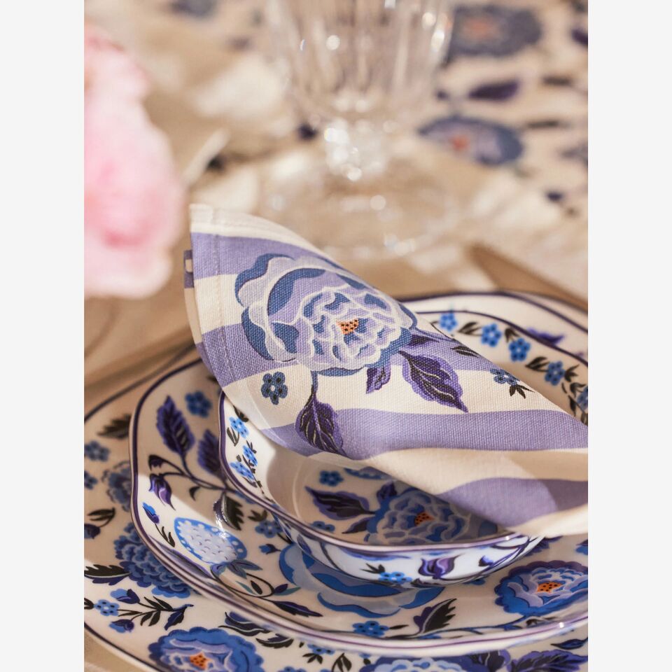 STRAWBERRY GARDEN MAKARNA TABAĞI 21,5 cm