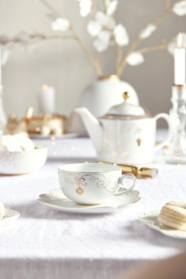 Royal Altın / Beyaz  Çay Fincanı