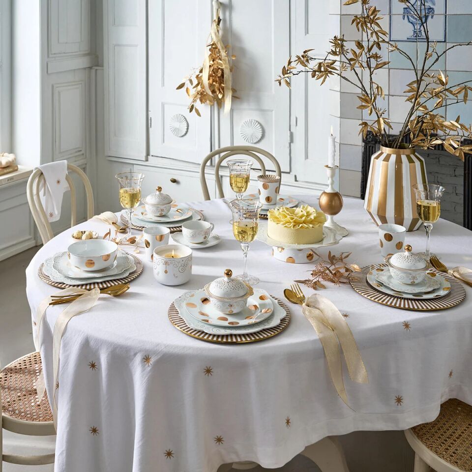 Dot Delight Çizgili Metal Vazo 24X29 Cm Beyaz - 24x29cm